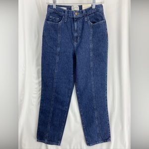 Universal Thread Vintage Stretch Straight Jeans Size 4 NWT